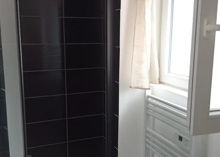 Апартаменты Le Bon Coin Jardin Acces Autonomie Parking Prive Кастр